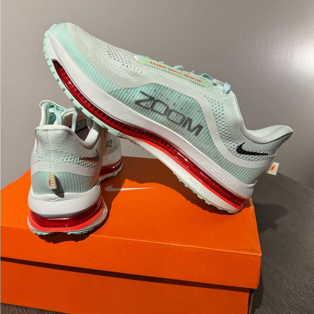 Men’s Nike Pegasus Premium - Picture 2 of 5